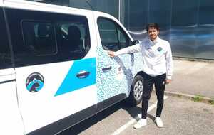 EN ROUTE VERS LA VICTOIRE : LE GUC FF REÇOIT SON NOUVEAU MINIBUS RÉGIONAL !